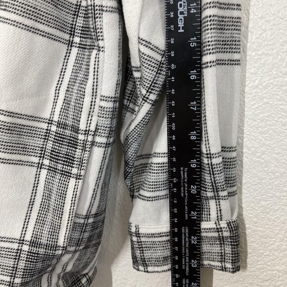 HFX Jacket Women's Medium White Black Plaid Button Up Flannel Shirt Shacket - Picture 6 of 15